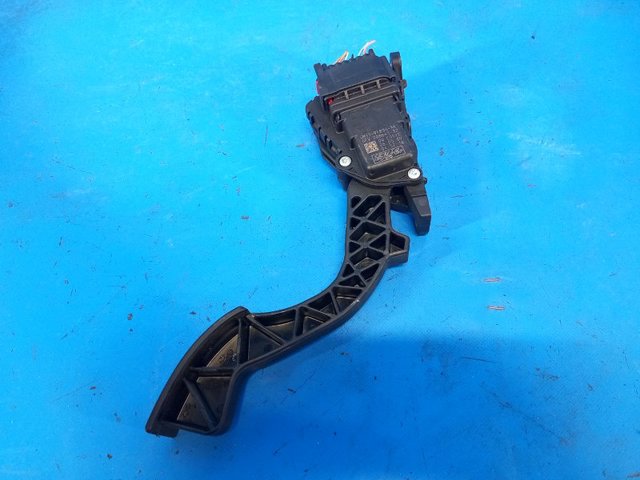 BN8B41600D MAZDA Педаль газа купить в Ирпень