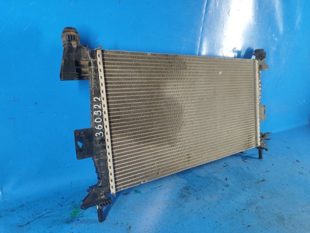 CV6Z8005A FORD Радиатор купить в Кривой Рог