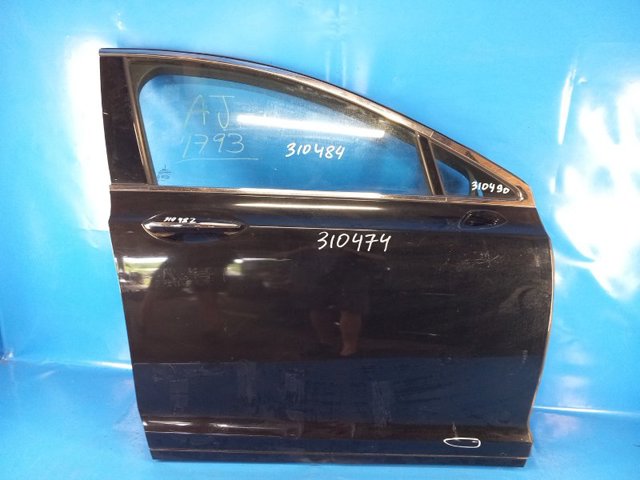 Пассажирская передняя дверь DP5Z5420124A FORD