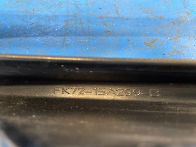 LAND ROVER FK7215A299B в наличии Запорожье
