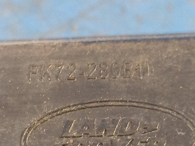 LAND ROVER FK72280B11 в наличии Ровно