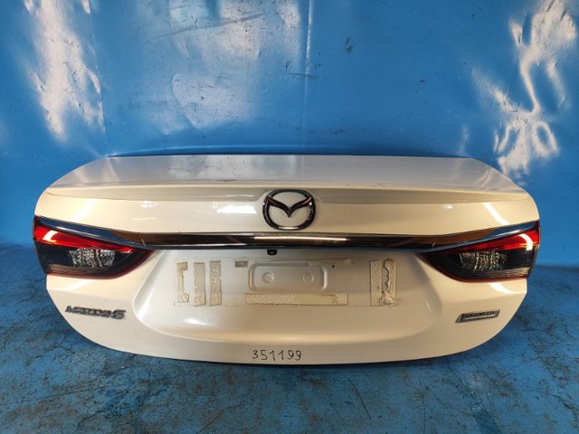 Крышка багажника GJY15261X MAZDA