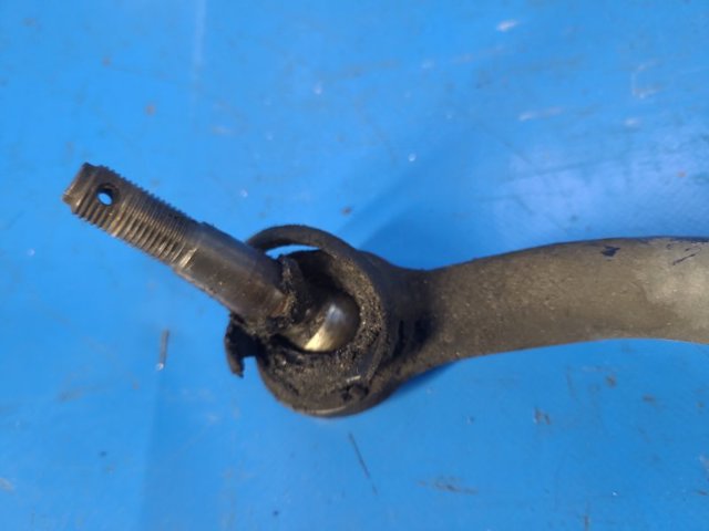 Рулевая рейка GS3L32960C MAZDA