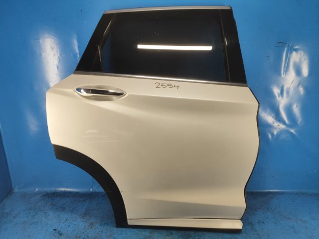Дверь пассажирская задняя правая H21005VSMB NISSAN