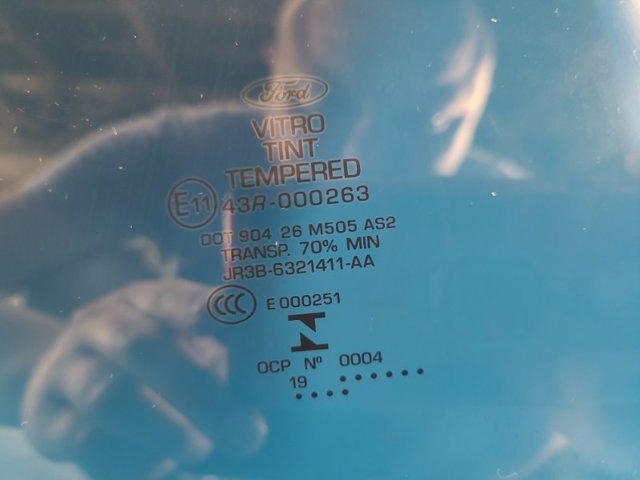 JR3Z6321411A FORD Стекло двери передней левой купить в Павлоград
