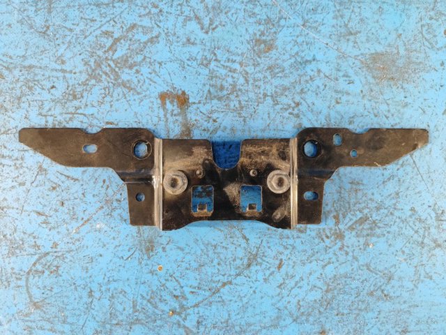 KB7W5215Y MAZDA Кронштейн замка капота купить в Хмельницкий