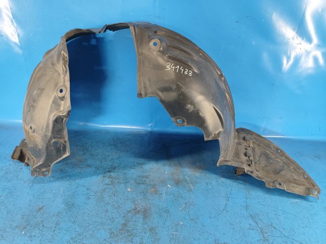 Крыло левое KB7W52211 MAZDA