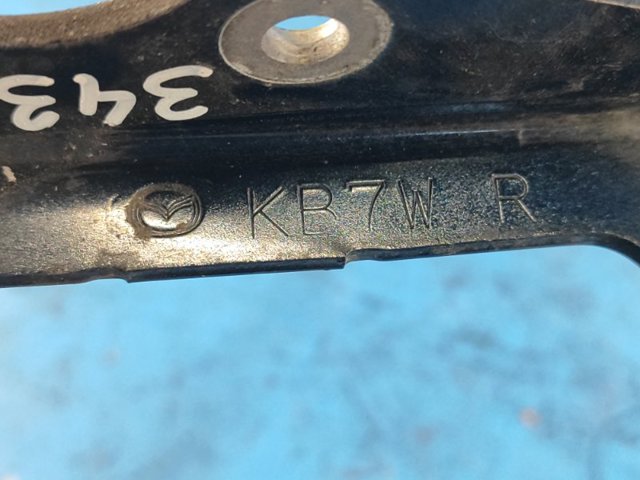 KB7W52410 Петля капота правая купить Тернополь