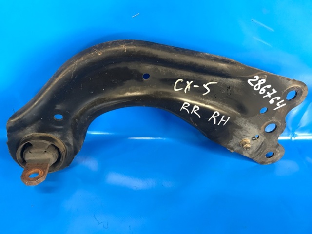 Рычаг/тяга задней подвески продольный нижний, правый KD3528200C MAZDA