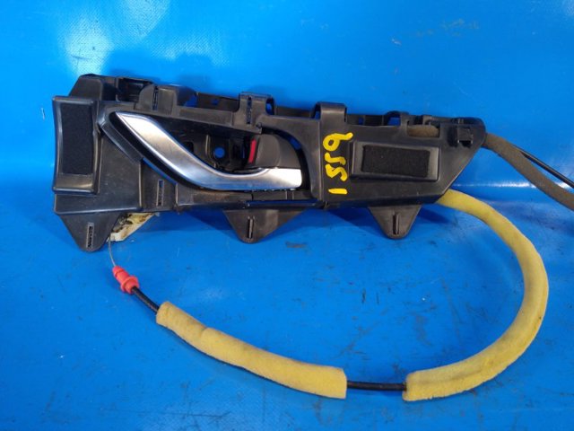 Ручка правой задней двери KD5358330C MAZDA