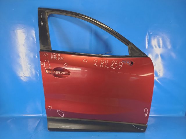 Пассажирская передняя дверь KDY35802XH MAZDA