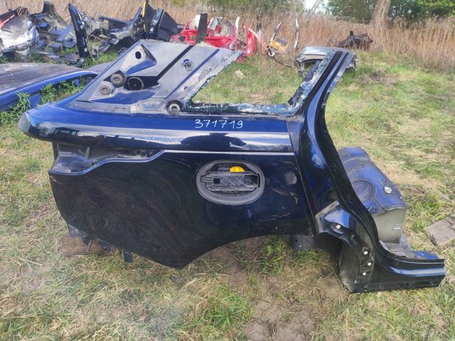 Крыло заднее правое LR091293 LAND ROVER