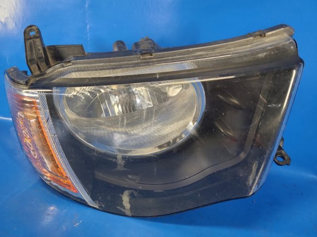 MN146196 MITSUBISHI Фара правая купить в Черкассы