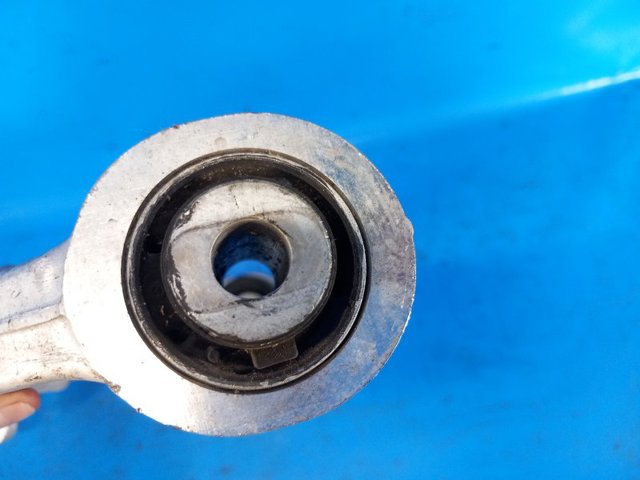 MAZDA N24334300C Рычаг передней подвески нижний правый в наличии Винница