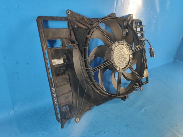 MAZDA PY8W15025 Диффузор вентилятора в сборе с мотором и крыльчаткой в наличии Запорожье