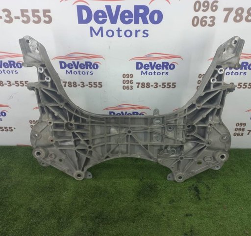 Поперечина передней подвески 04877643AD CHRYSLER