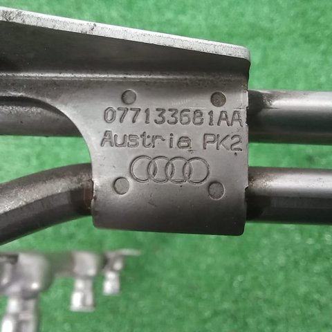 VAG 077133681AA Распределитель топлива (рампа) в наличии Черновцы