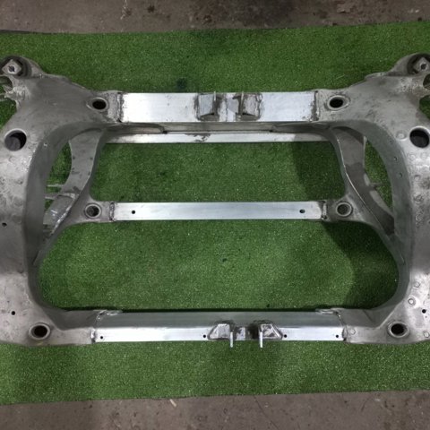 Ось задняя дополнительная 100982600A TESLA