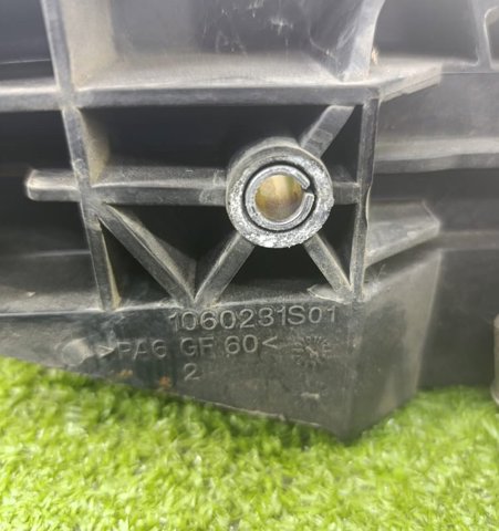 FORD 1060231S01 в наличии Сумы