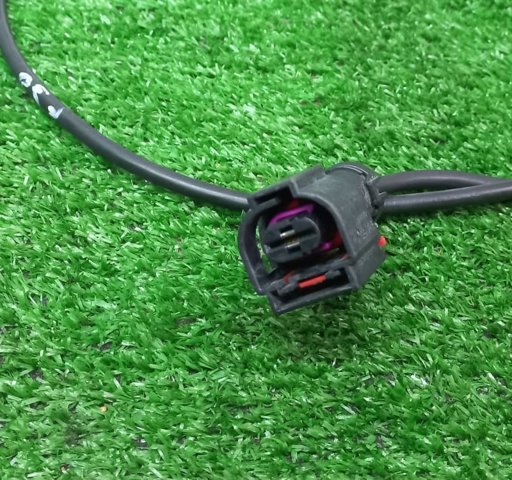 12638636596 BMW купить в Киев
