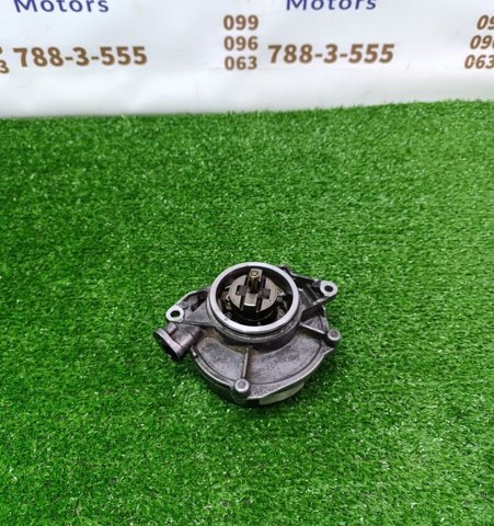 Вакуумный насос 1465000Q1H NISSAN