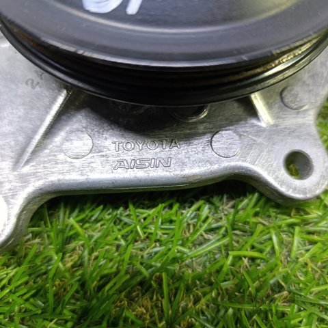 TOYOTA 1610039575 Помпа в наличии Каменское