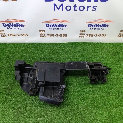 Воздуховод/дефлектор радиатора, левый 1659525170 TOYOTA