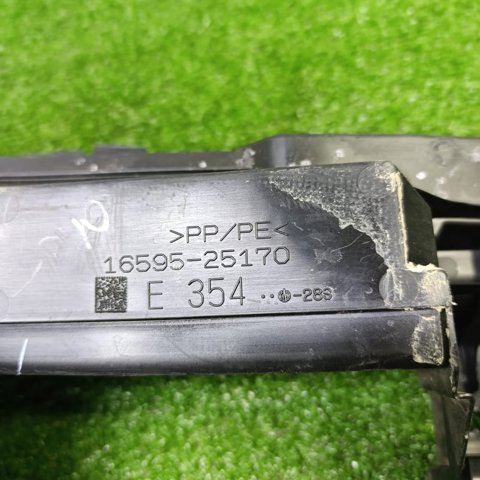 1659525170 TOYOTA Левый дефлектор радиатора купить в Полтава