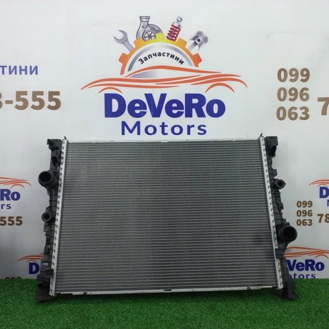 Радиатор охлаждения двигателя 17118472274 BMW