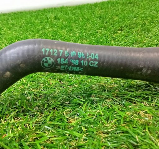 BMW 17127580962 Патрубок системы охлаждения в наличии Николаев