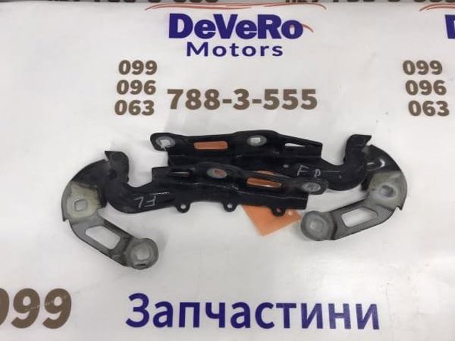 Правая петля капота  2206955 FORD