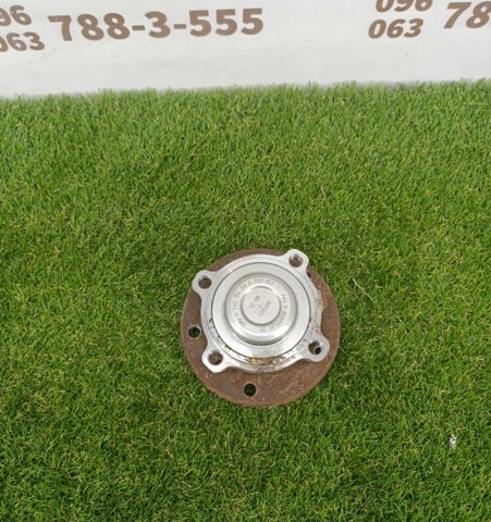 Ступица переднего колеса 31216765157 BMW
