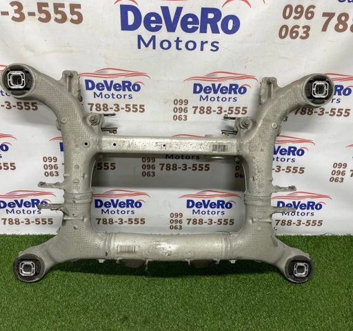 Поперечка задней подвески 33316799103 BMW