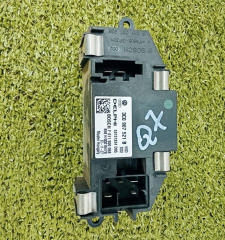 3C0907521B Резистор (сопротивление) вентилятора печки (отопителя салона) купить Николаев