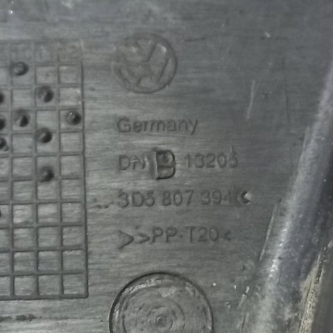 3D5807394C VAG Направляющая заднего бампера правая купить в Каменское