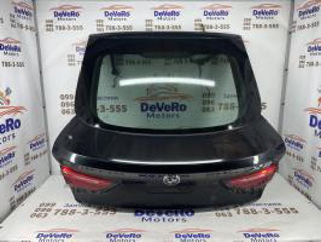 Крышка багажника 41007424458 BMW