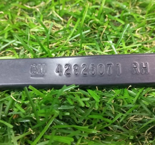 42825071 GM Поводок стеклоочистителя купить в Сумы