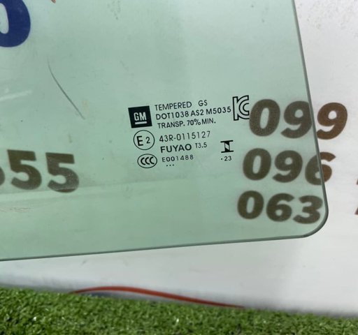 GM 42831338 Стекло двери задней правой в наличии Житомир