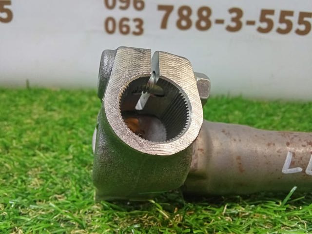 Нижний вал рулевой колонки 480803NF0A NISSAN