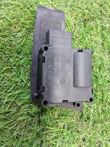 4F0820511B Привод заслонки печки купить Кривой Рог