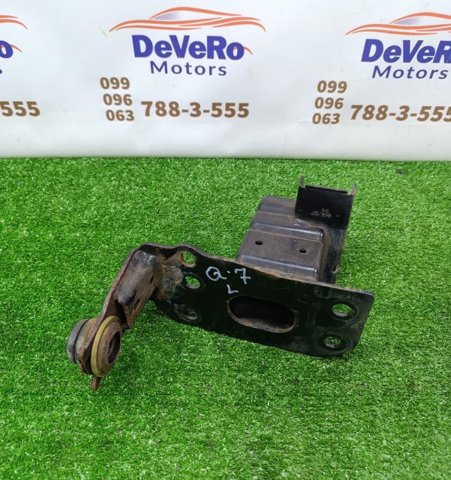 Кронштейн усилителя переднего бампера 4L0807133A VAG