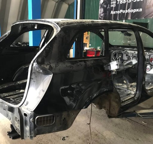 Крыло заднее правое 4L0809840 VAG