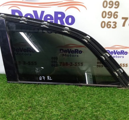 Стекло багажного отсека, левое 4L0845299 VAG