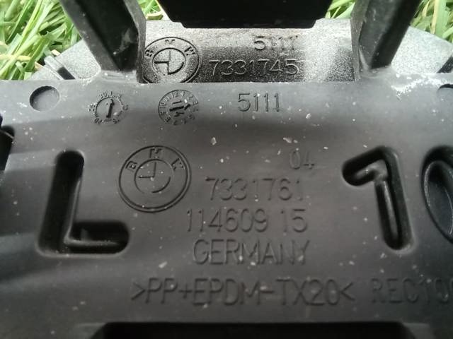 BMW 51117332683 Накладка форсунки омывателя фары передней в наличии Житомир