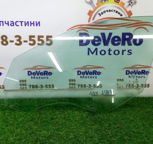 Стекло водительской двери 51337182109 BMW