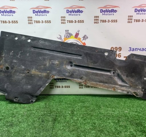 Защита днища, правая 51757241834 BMW