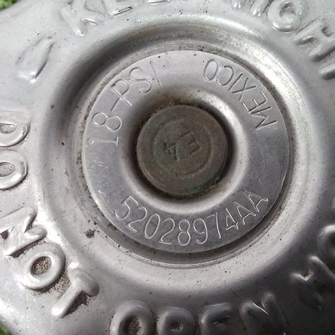 52028974AA CHRYSLER Крышка (пробка) радиатора купить в Ирпень