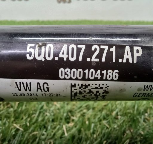 5Q0407271AP VAG Полуось (привод) передняя левая купить в Харьков