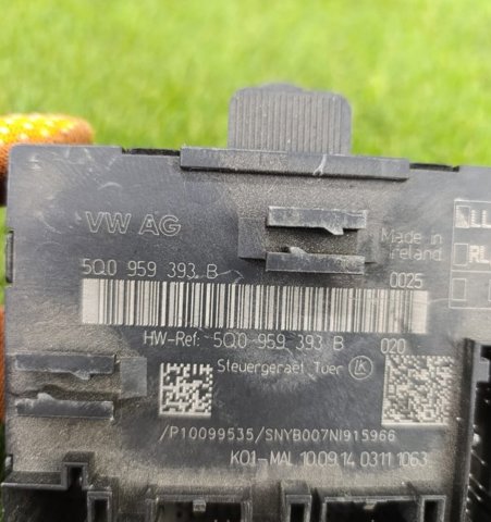 5Q0959393B VAG купить в Ирпень