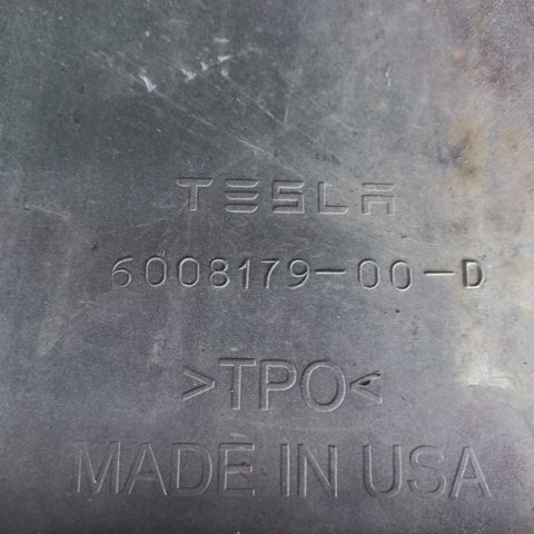 600817900D TESLA Бампер задний купить в Сумы